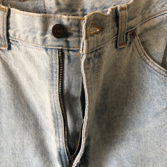 Vintage Levi's Jeans - Picture 5 of 8